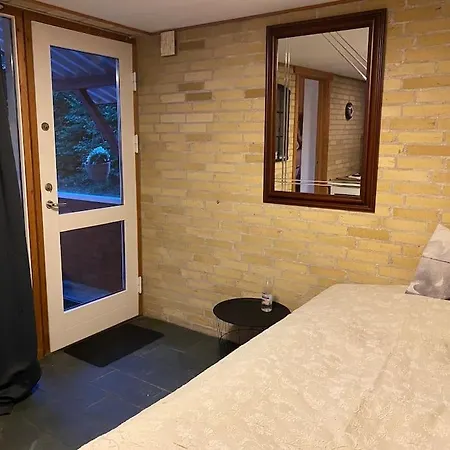 Eskaerhus Pa Tasinge, Taet Pa Svendborg - Afdeling Med Egen Indgang Apartment Troense