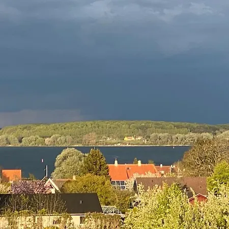 Eskaerhus Pa Tasinge, Taet Pa Svendborg - Afdeling Med Egen Indgang Appartamento Troense