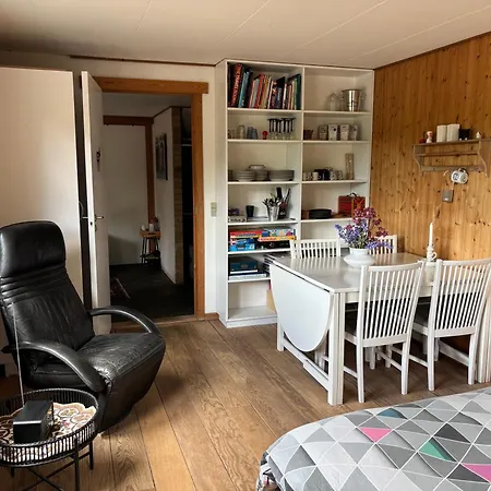 Eskaerhus Pa Tasinge, Taet Pa Svendborg - Afdeling Med Egen Indgang Troense