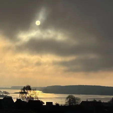 Eskaerhus Pa Tasinge, Taet Pa Svendborg - Afdeling Med Egen Indgang * Troense