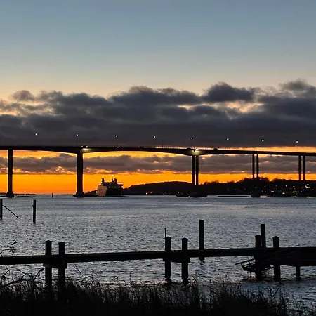 Eskaerhus Pa Tasinge, Taet Pa Svendborg - Afdeling Med Egen Indgang *