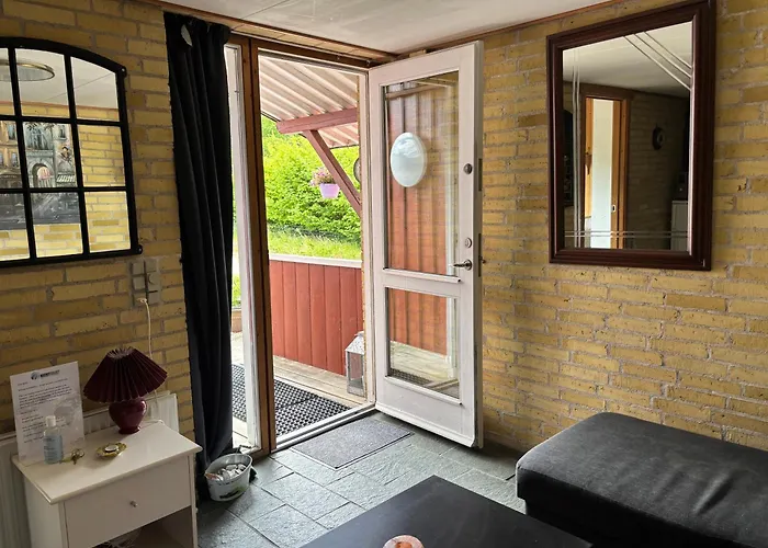 Eskaerhus Pa Tasinge, Taet Pa Svendborg - Afdeling Med Egen Indgang Troense