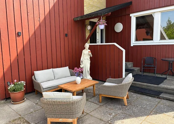 Eskaerhus Pa Tasinge, Taet Pa Svendborg - Afdeling Med Egen Indgang Διαμέρισμα