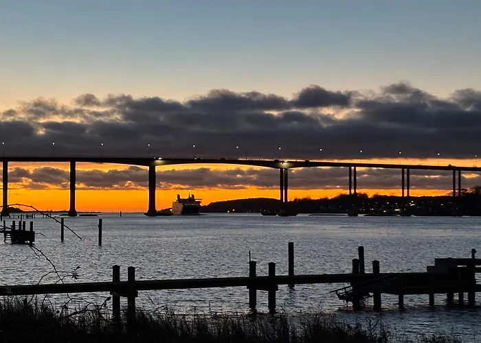 Eskaerhus Pa Tasinge, Taet Pa Svendborg - Afdeling Med Egen Indgang *